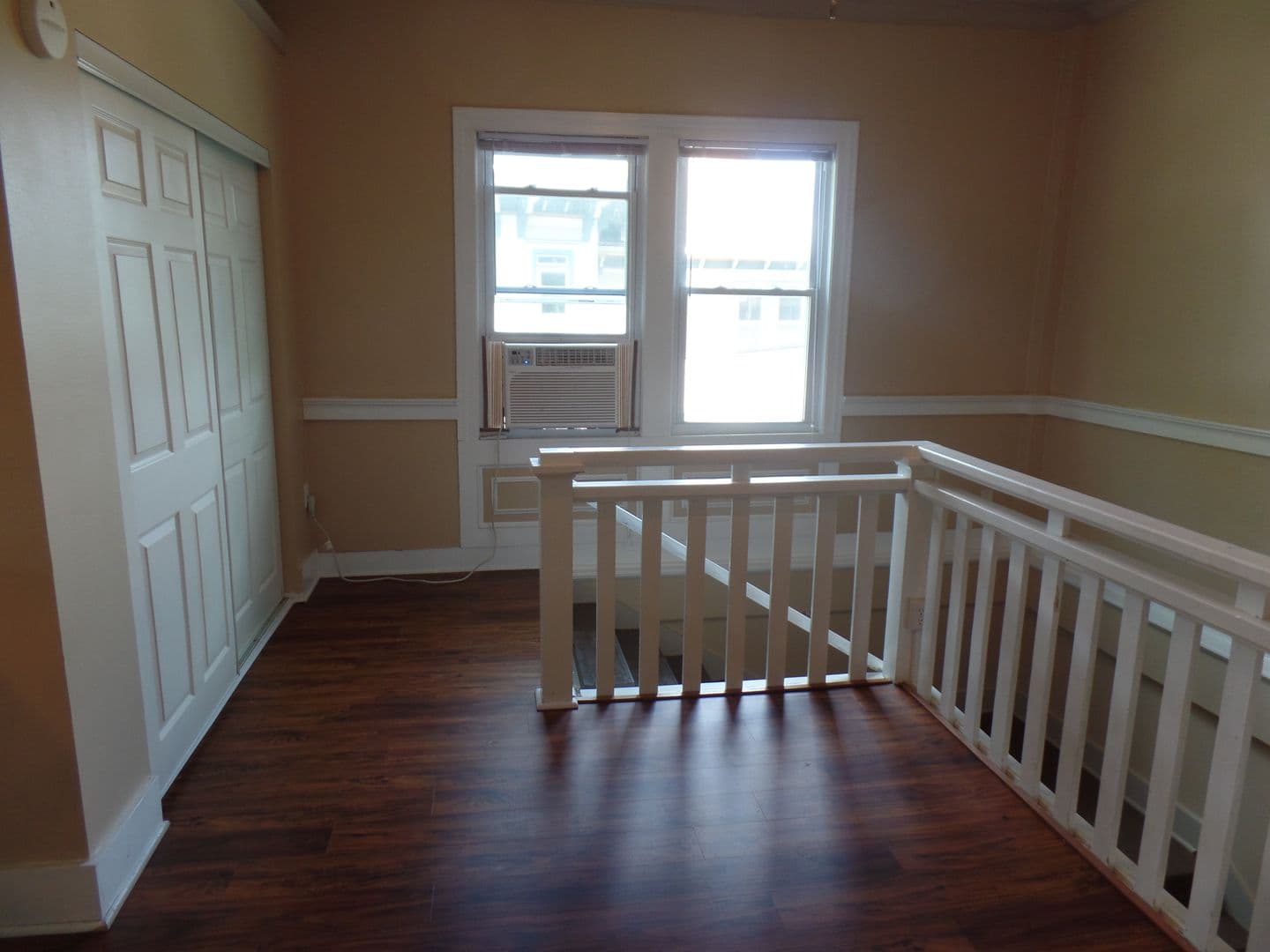 Baraboo Apartment: 602 East St.