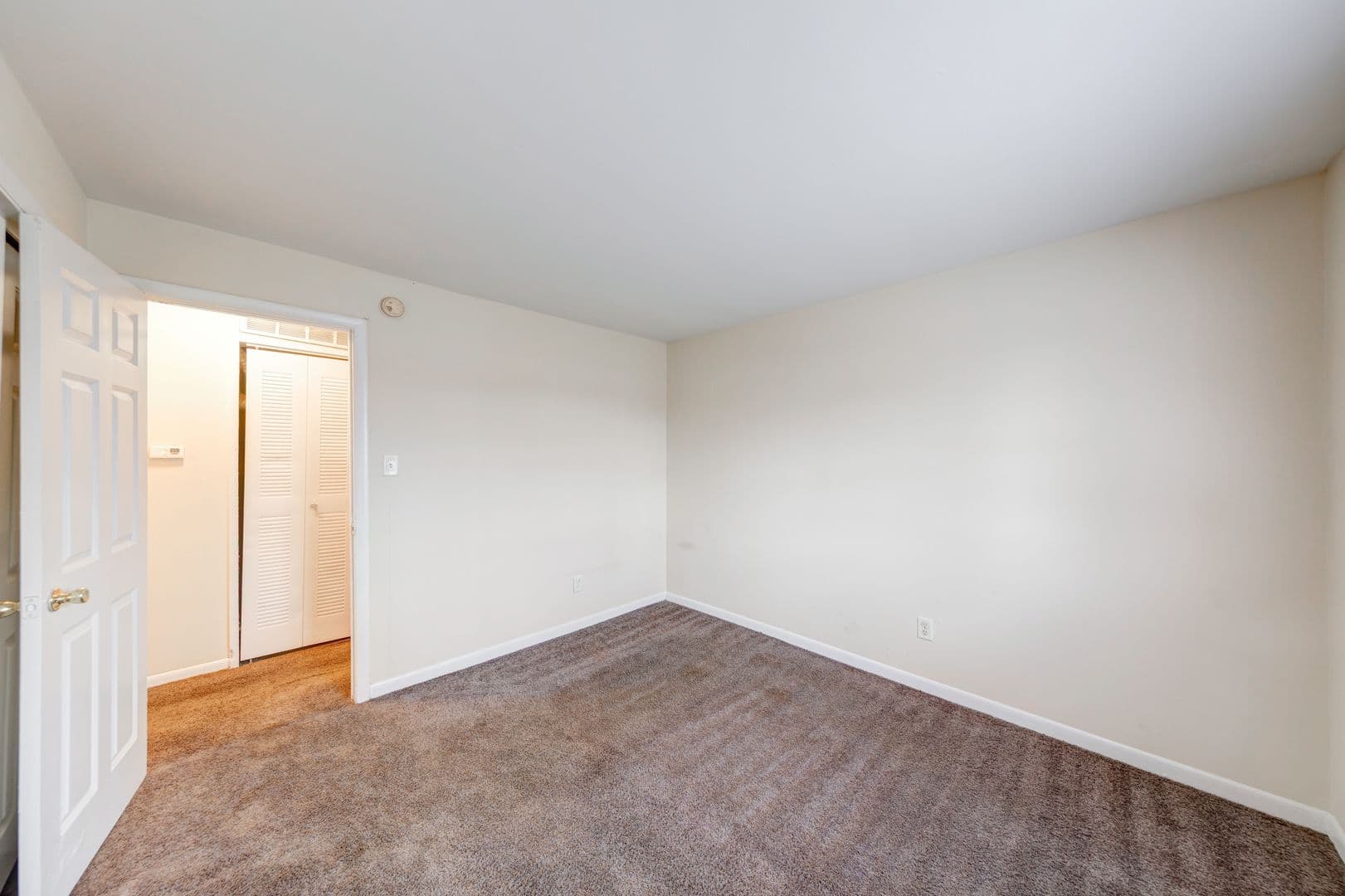 Indianapolis Apartment: 8633 E 46th Street