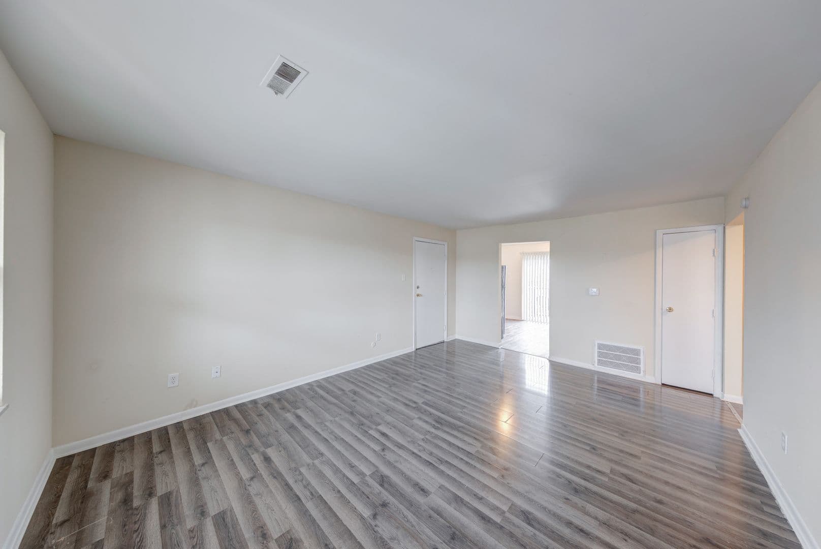 Indianapolis Apartment: 8633 E 46th Street