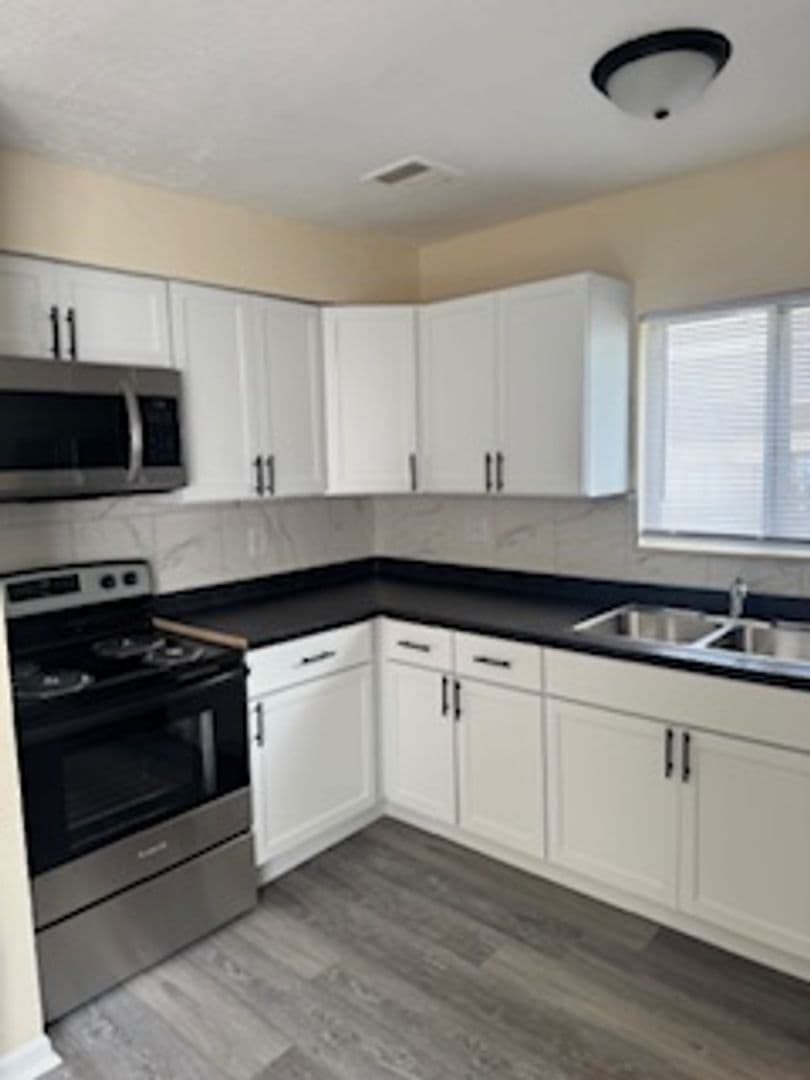 Indianapolis Apartment: 3575 Evergreen Ave