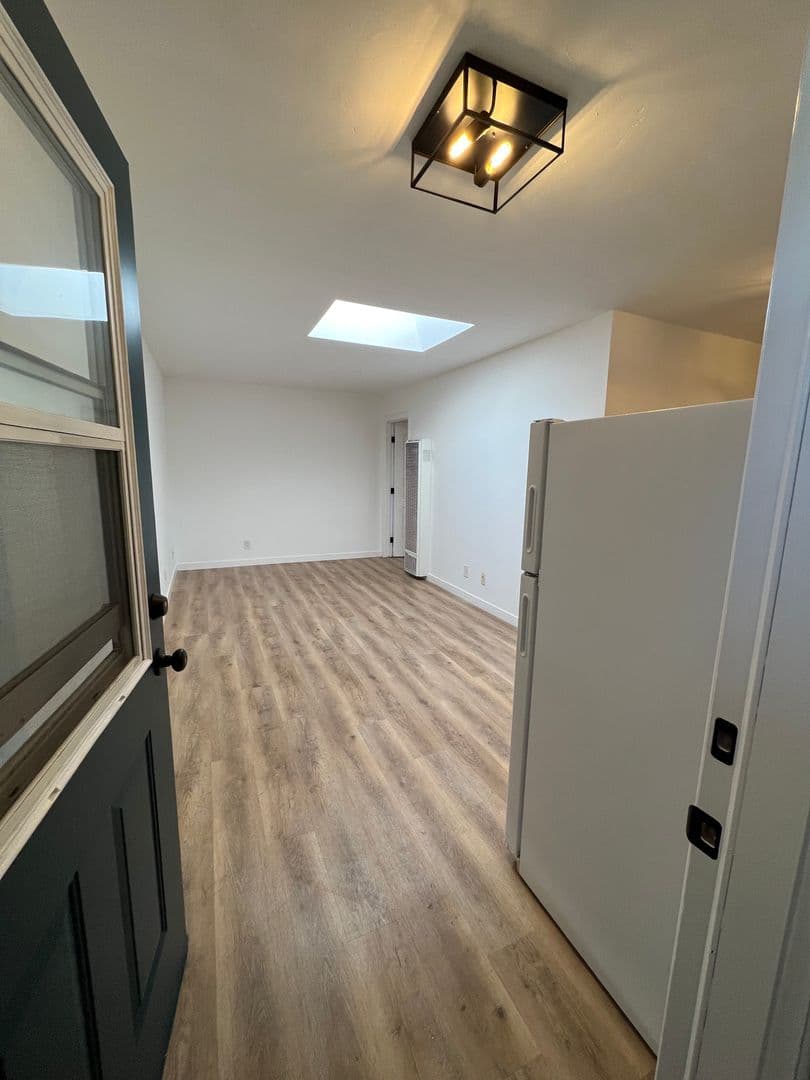 Carpinteria Apartment: 1252 Cramer Circle