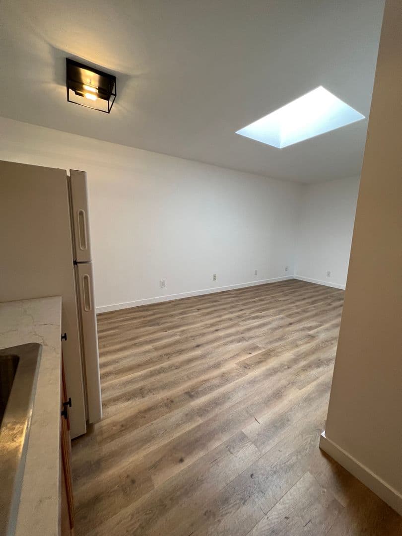 Carpinteria Apartment: 1252 Cramer Circle