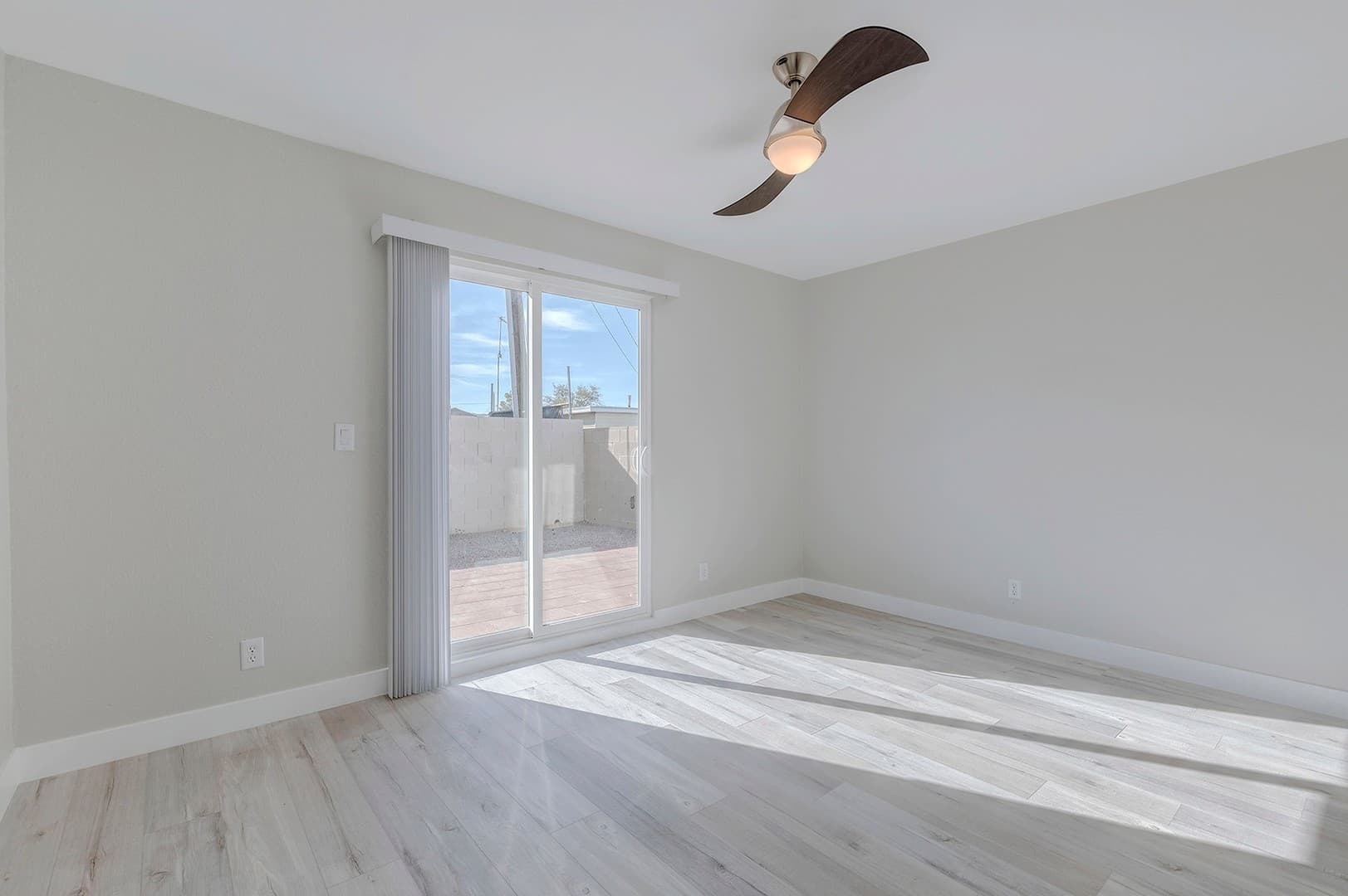 Henderson Apartment: 471 Rexford Drive