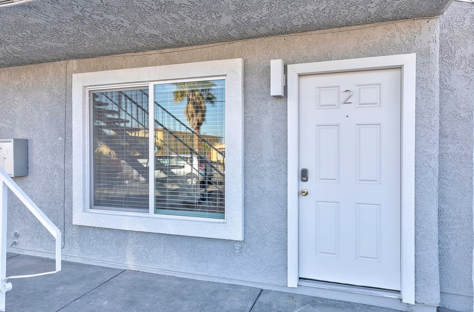 Henderson Apartment: 471 Rexford Drive