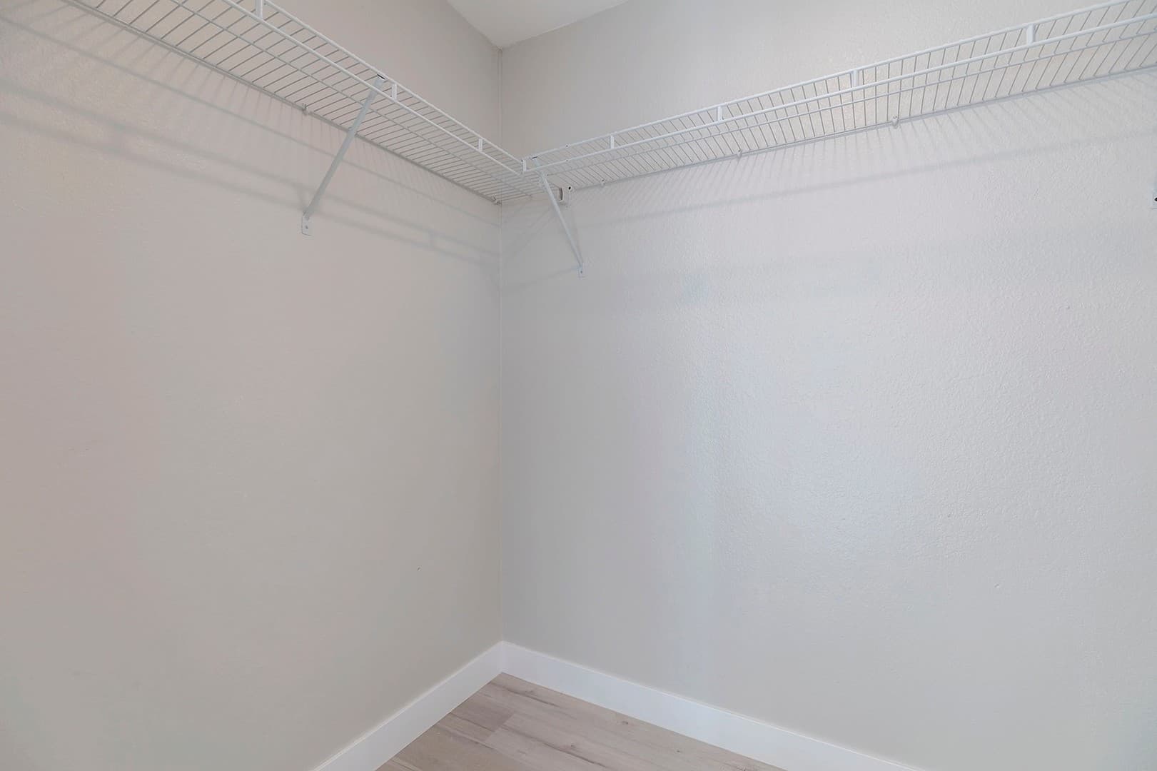 Henderson Apartment: 471 Rexford Drive