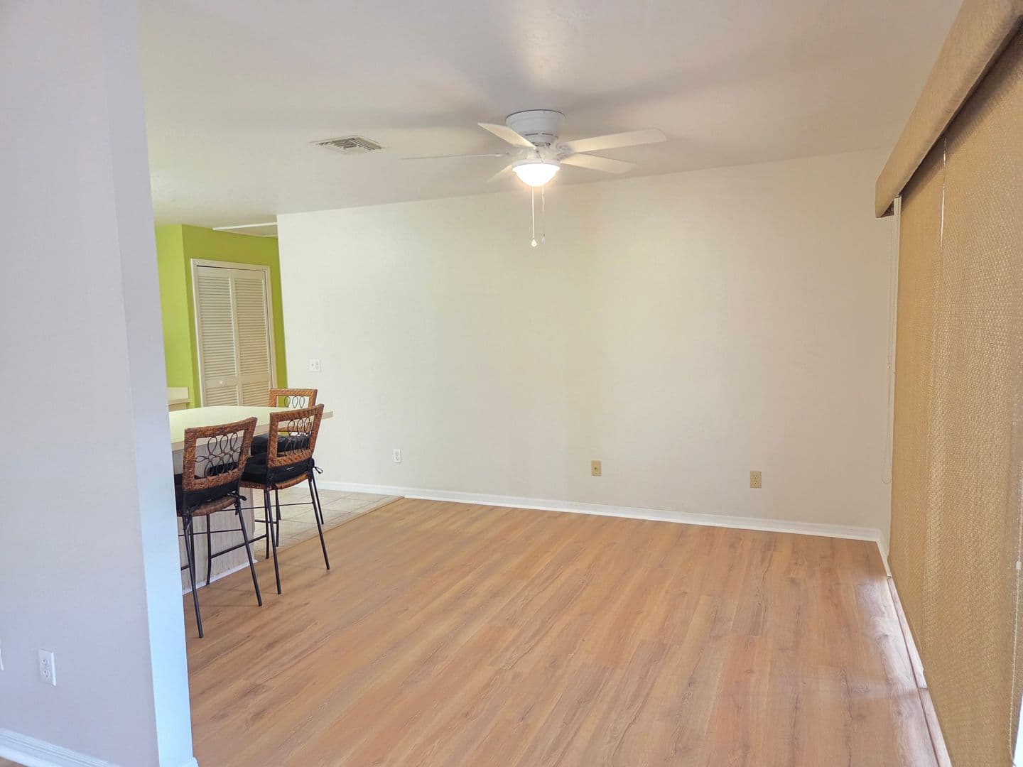 Vero Beach House: 691 S Centre Court SW #101