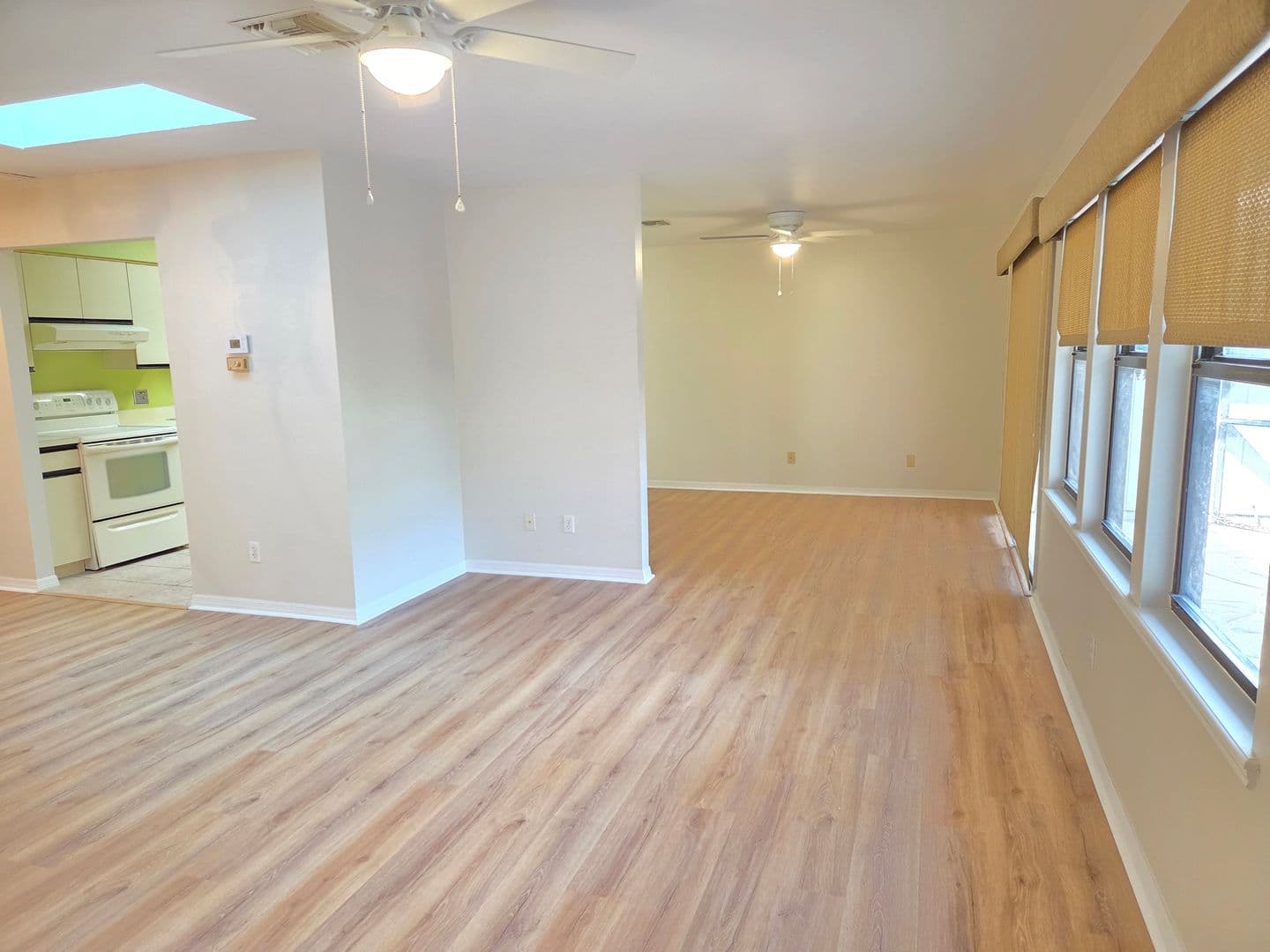 Vero Beach House: 691 S Centre Court SW #101