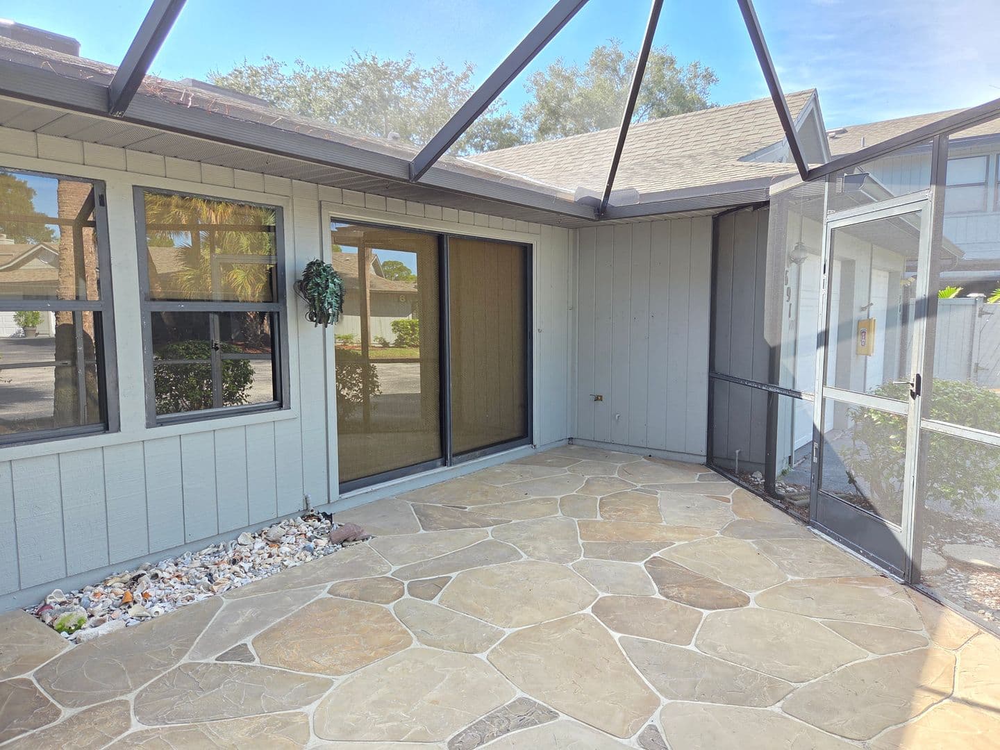 Vero Beach House: 691 S Centre Court SW #101