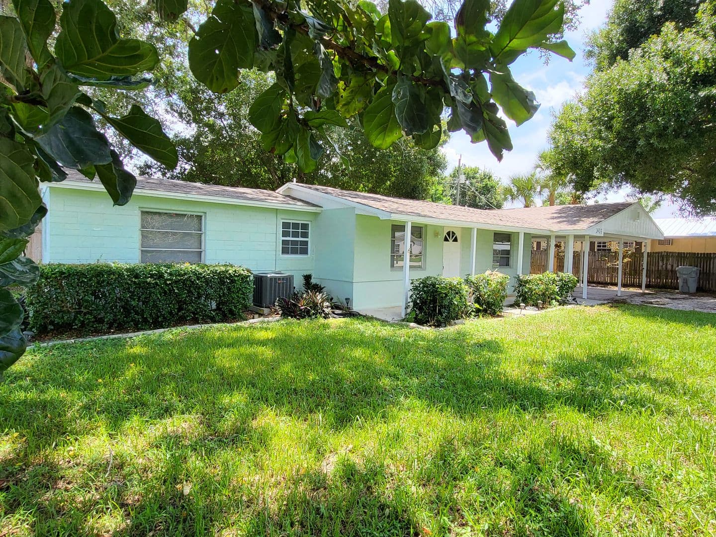 Vero Beach House: 1435 4th Lance