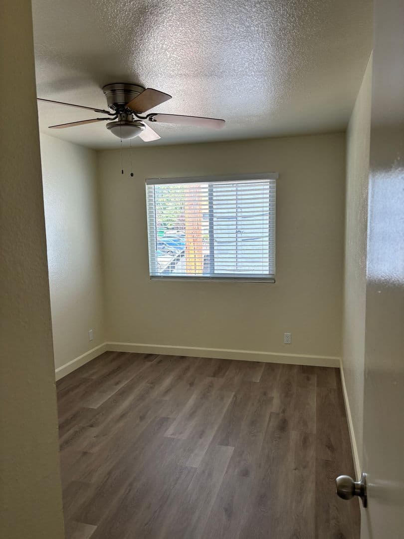 Reno Apartment: 3040 Berrum Place