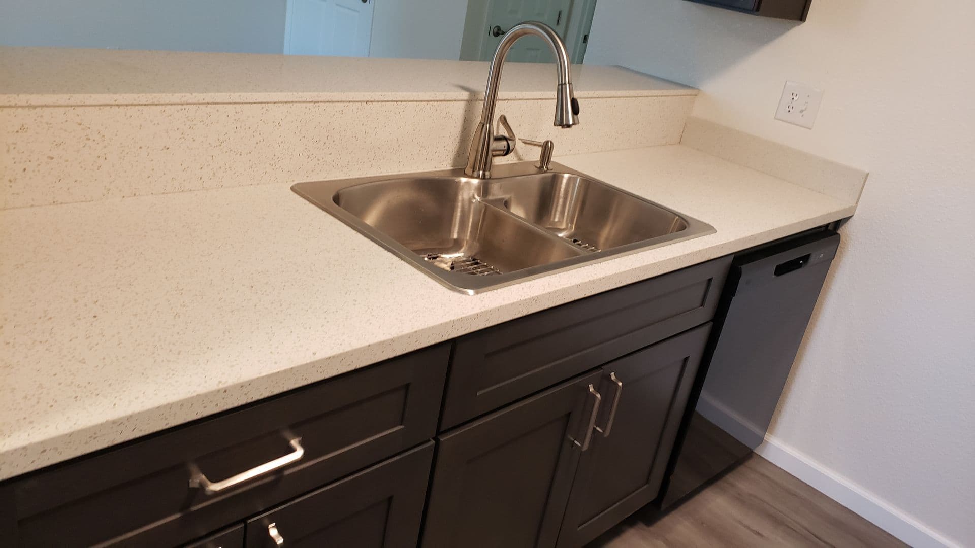 Reno Apartment: 3040 Berrum Place