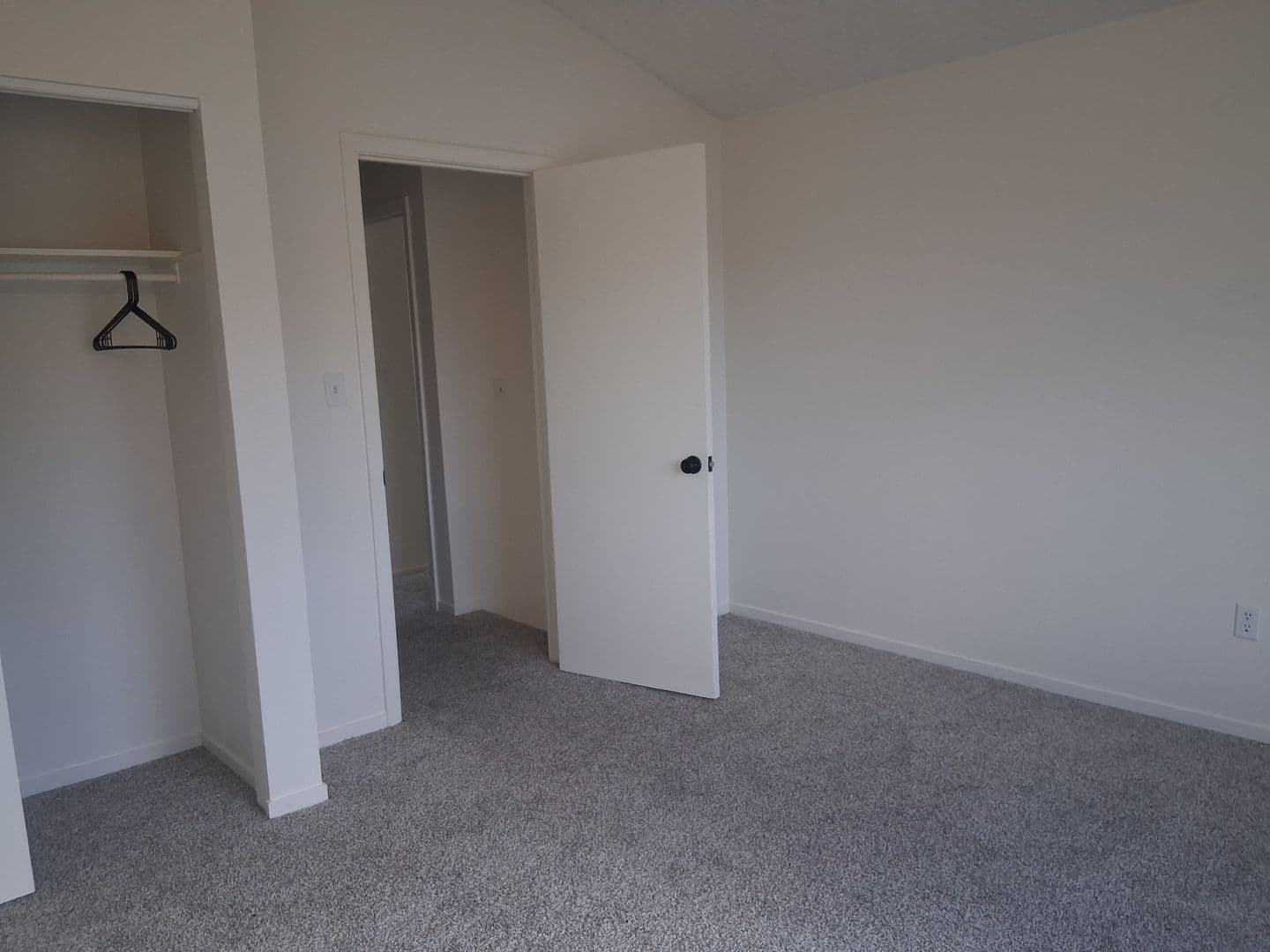Carson City House: 14 Condor Circle