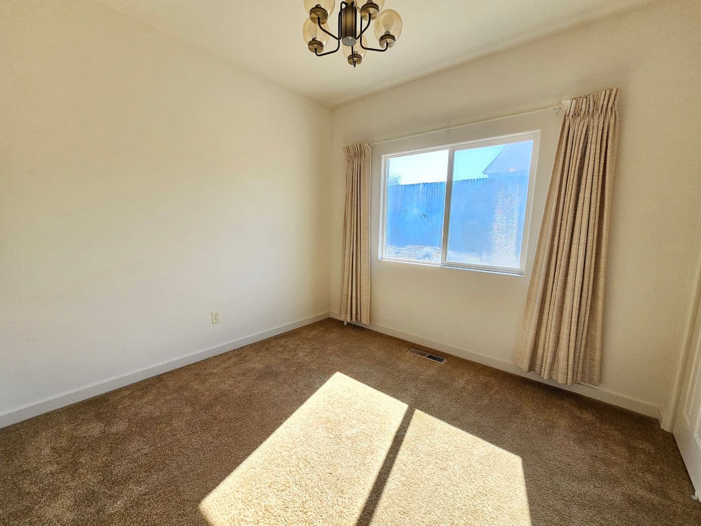 Reno House: 7690 Diamond Vista Court