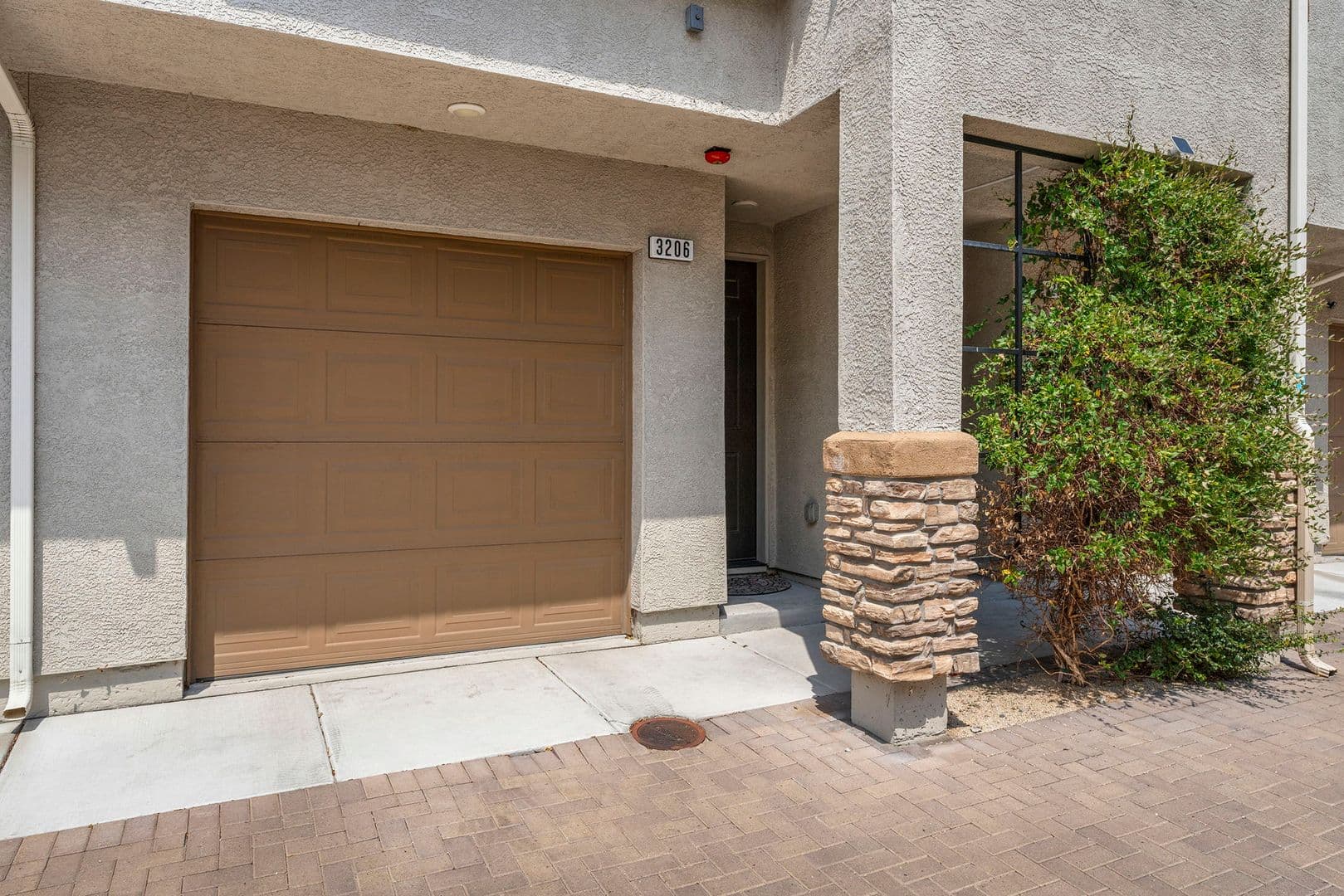 Sparks Townhome: 3206 Sterling Ridge Circle