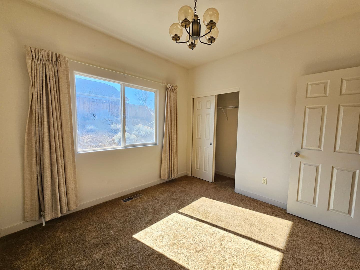 Reno House: 7690 Diamond Vista Court