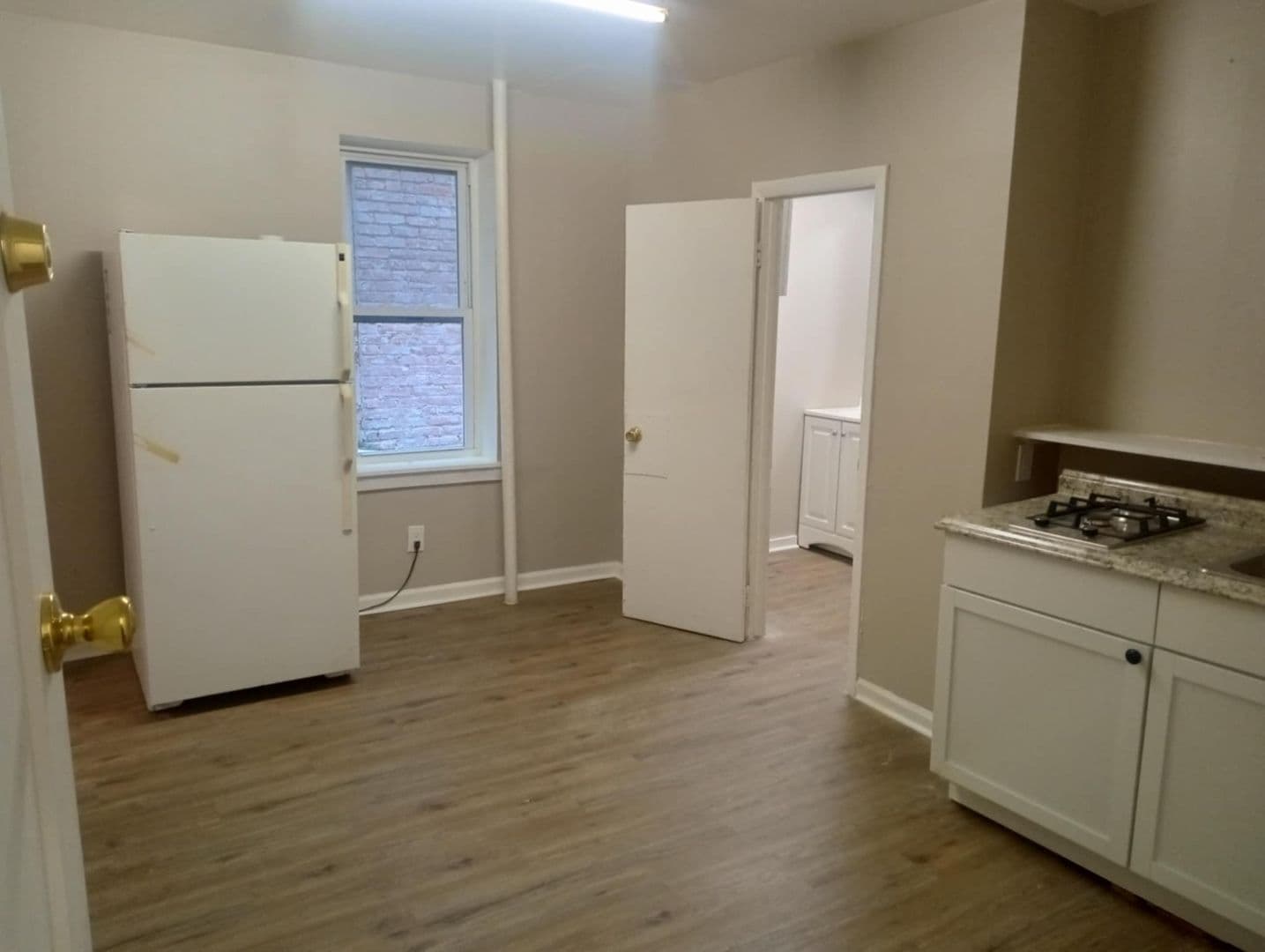 Syracuse Apartment: 516 E Willow St