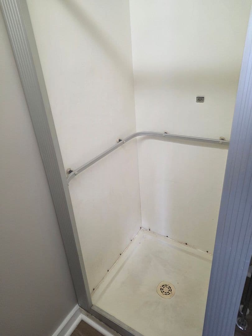 Syracuse Apartment: 516 E Willow St