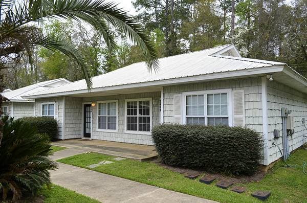 Tallahassee Apartment: 2474-2494 Rumba Court