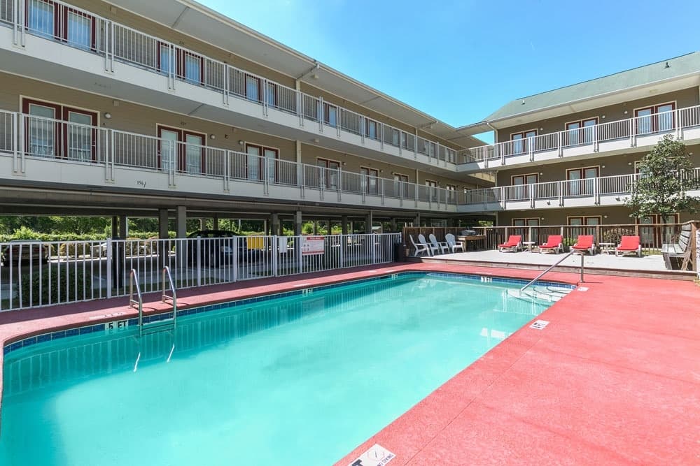 Tallahassee Apartment: 1560 High Rd.
