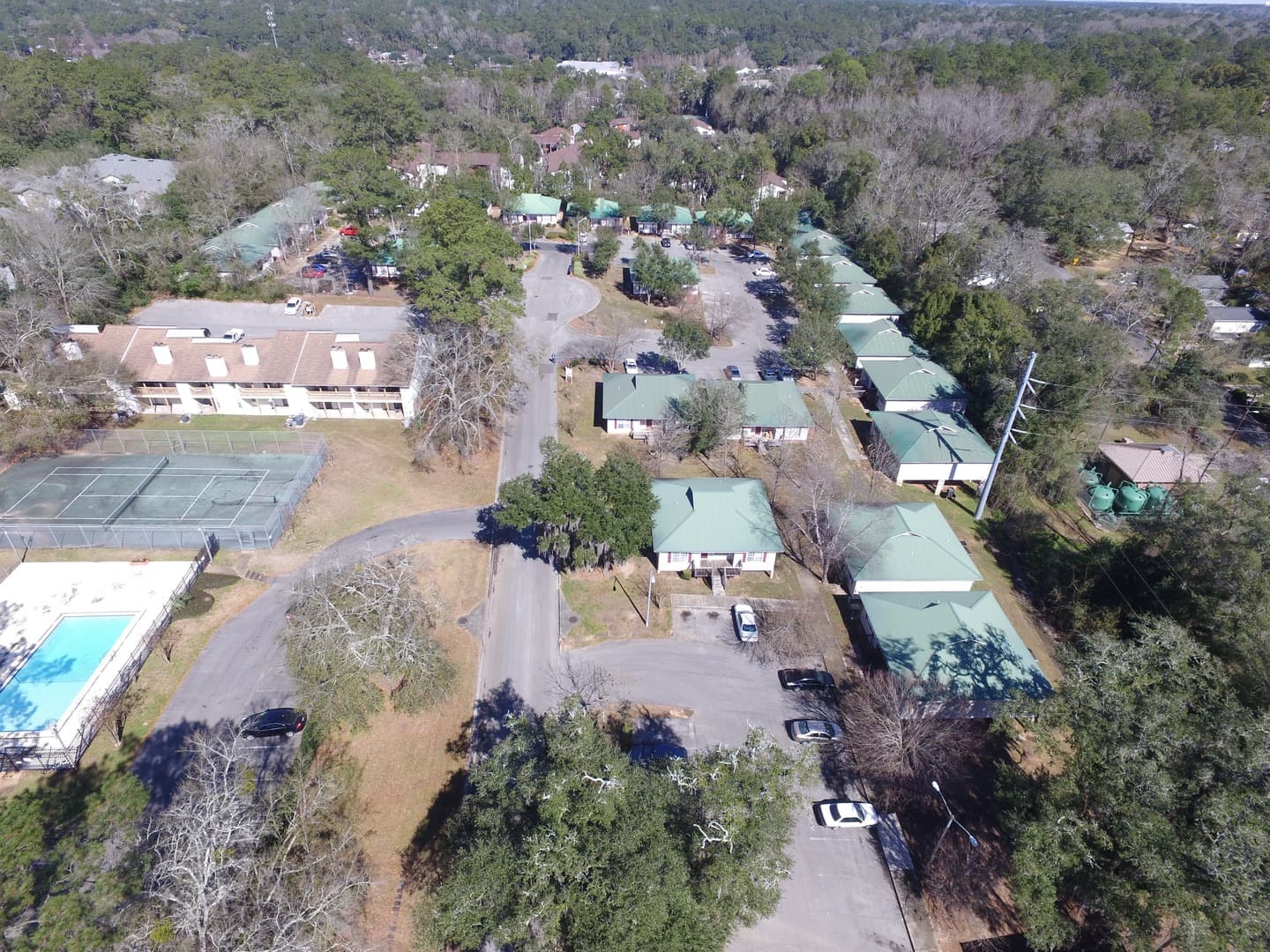 Tallahassee Apartment: 1109-1148 Greentree Court