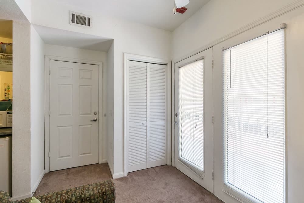 Tallahassee Apartment: 1560 High Rd.
