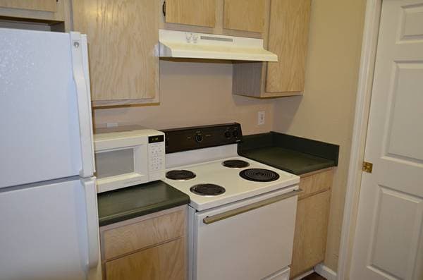 Tallahassee Apartment: 2474-2494 Rumba Court