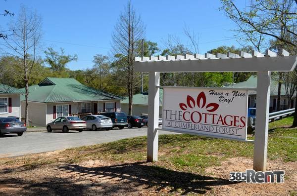 Tallahassee Apartment: 1109-1148 Greentree Court