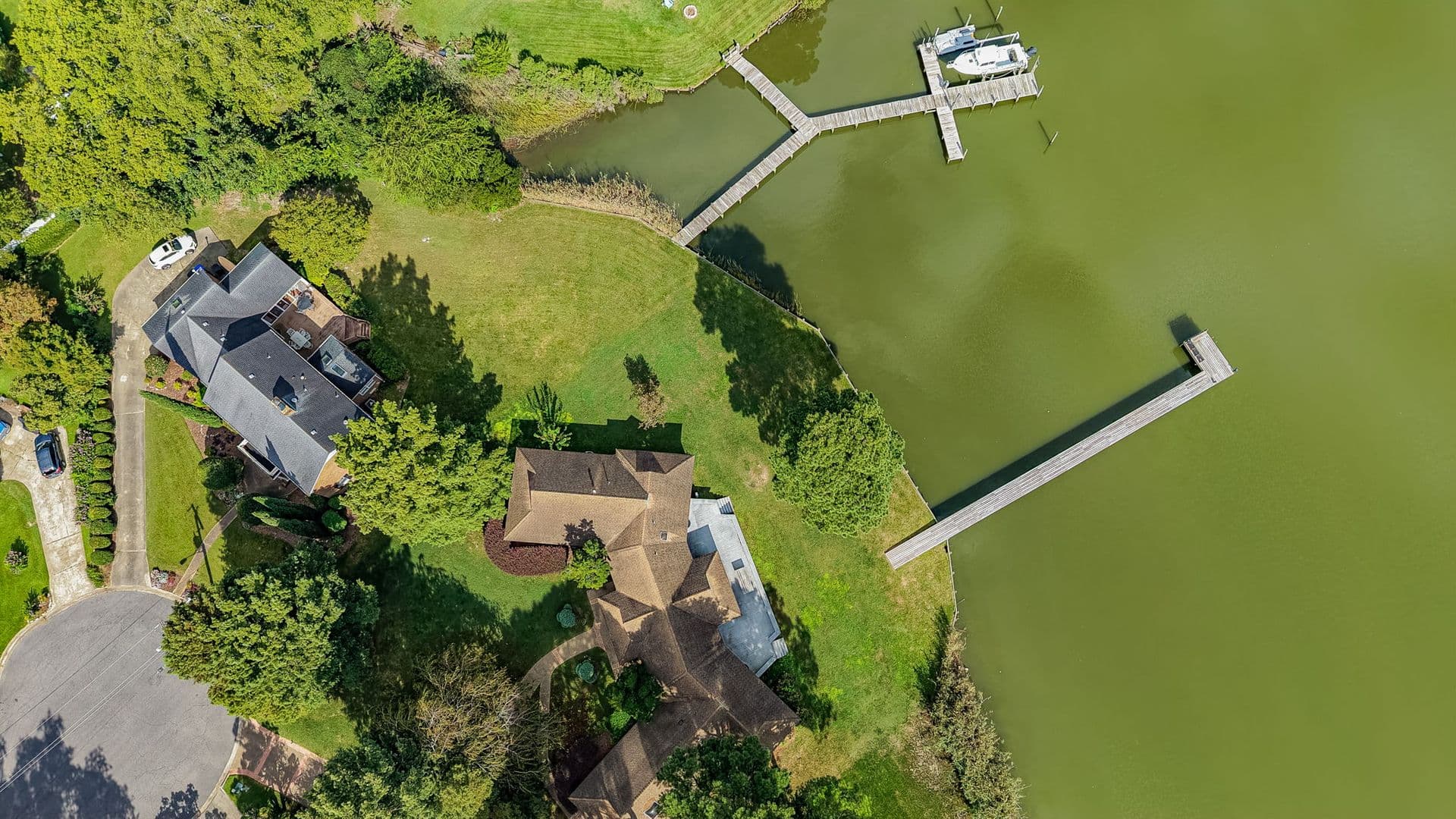 Portsmouth House: 4421 Carlton Court
