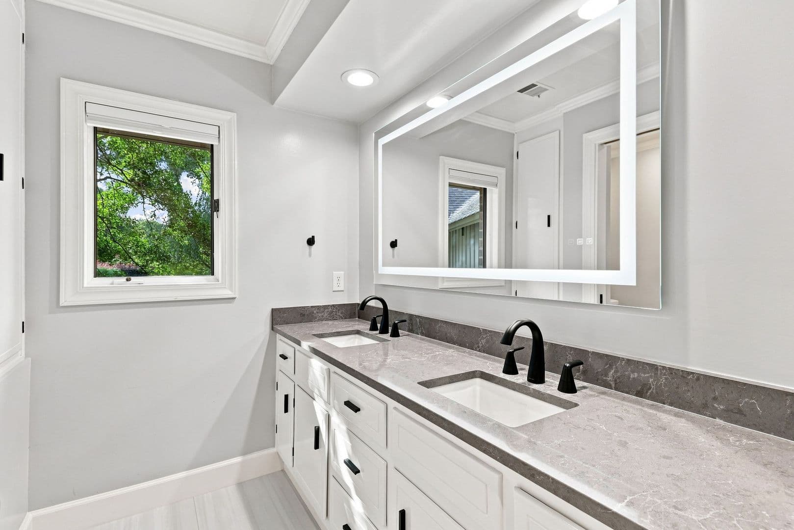 Portsmouth House: 4421 Carlton Court