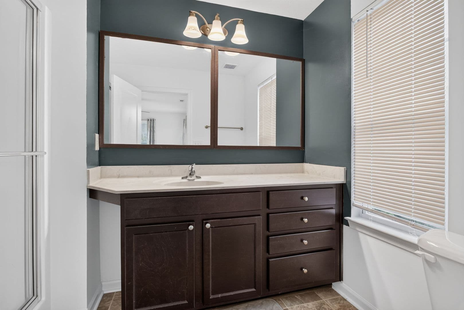 Virginia Beach House: 3868 Clarendon Way