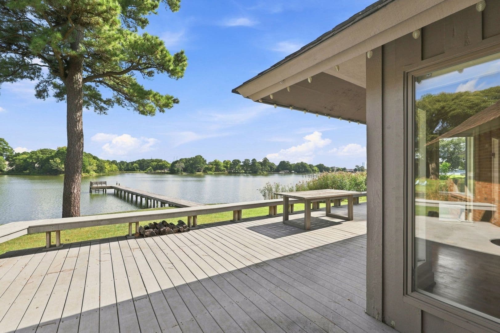Portsmouth House: 4421 Carlton Court