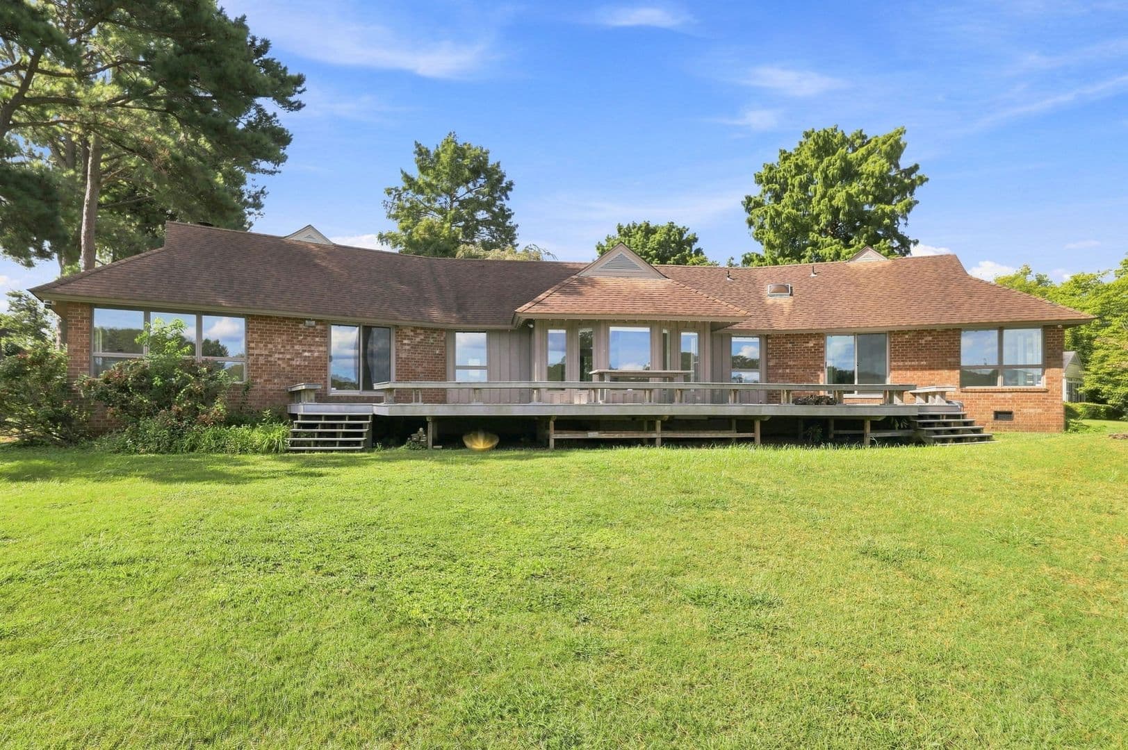 Portsmouth House: 4421 Carlton Court