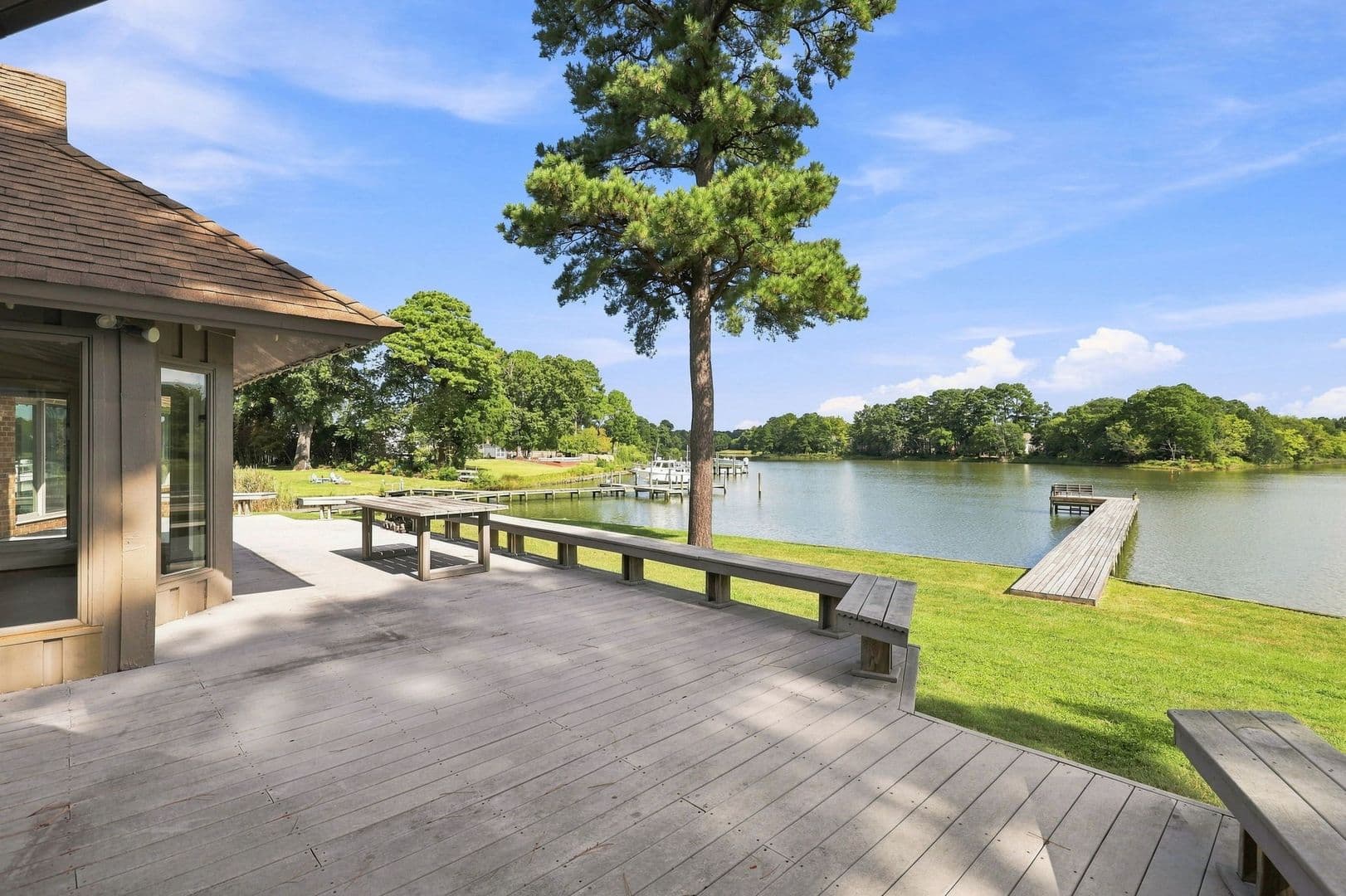 Portsmouth House: 4421 Carlton Court