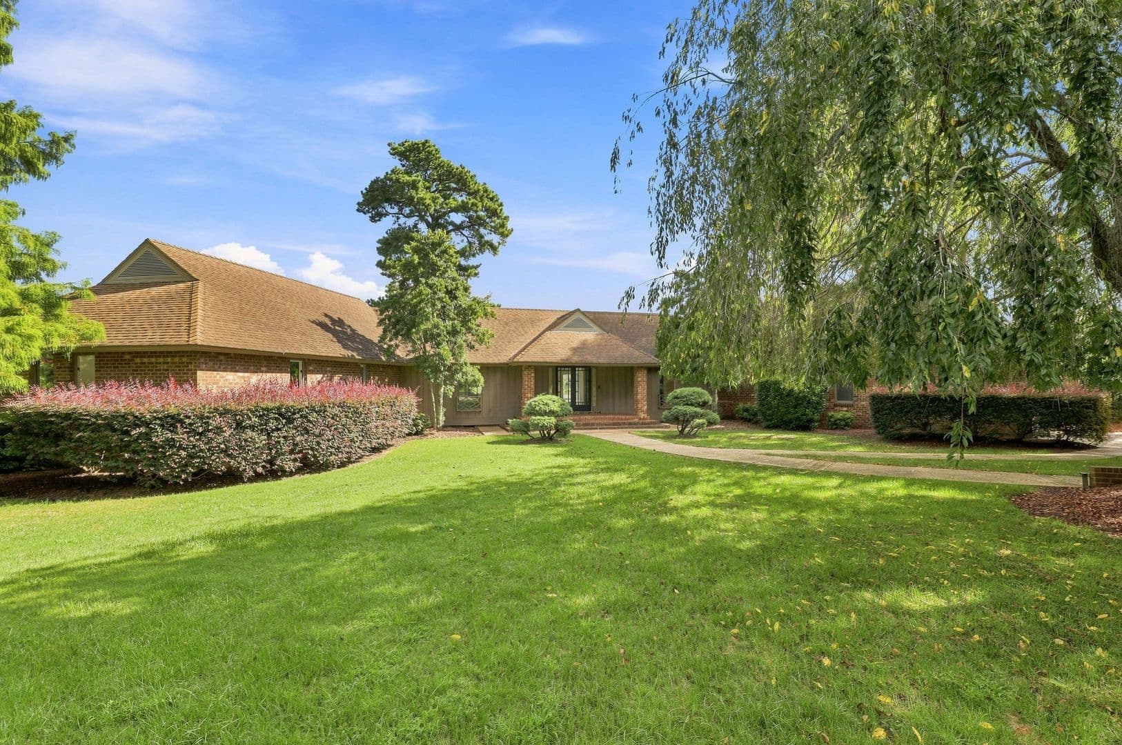 Portsmouth House: 4421 Carlton Court