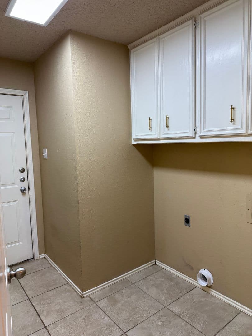 LUBBOCK House: 6327 9TH