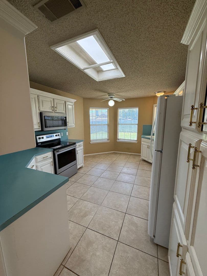 LUBBOCK House: 6327 9TH