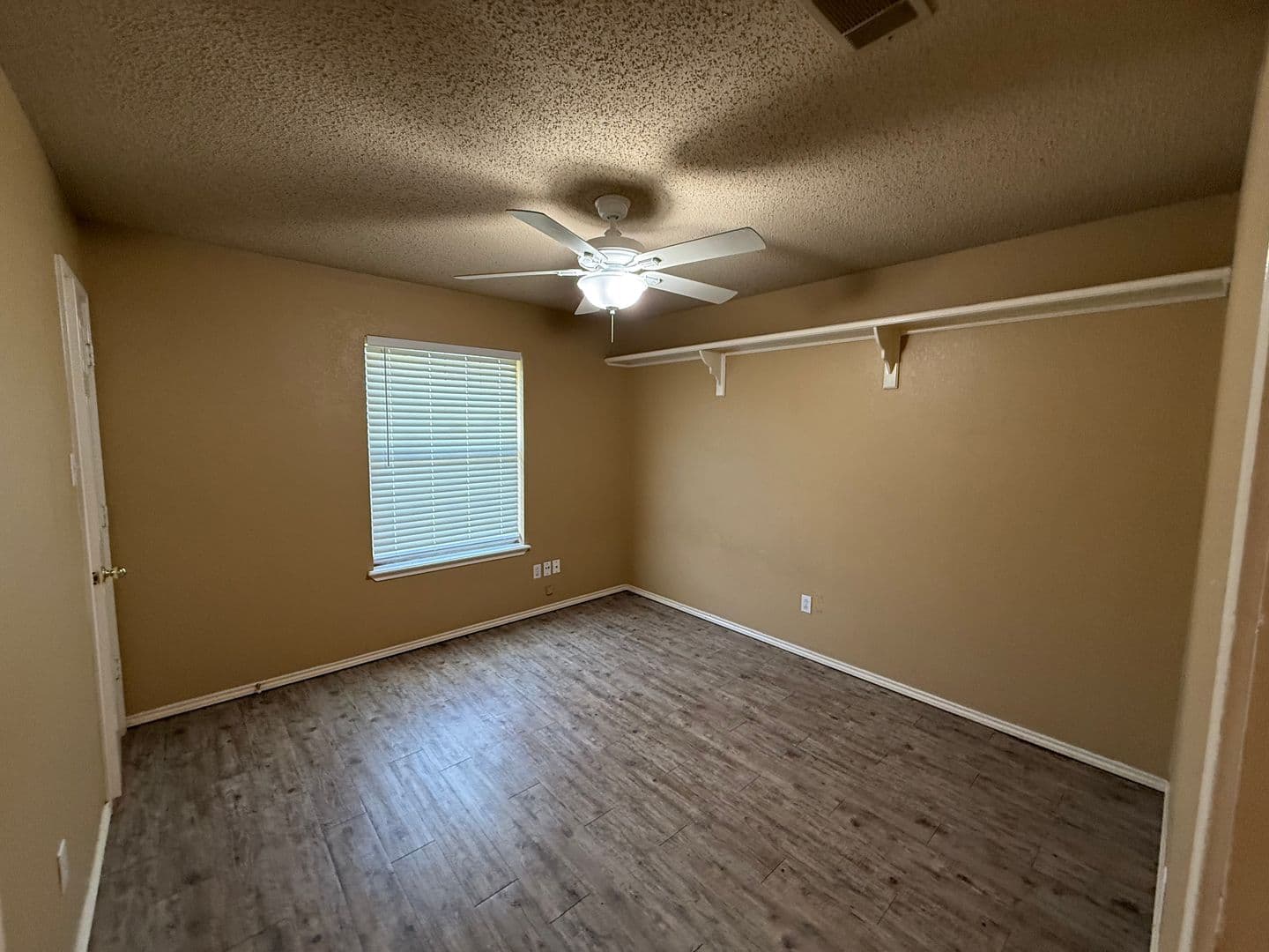 LUBBOCK House: 6327 9TH