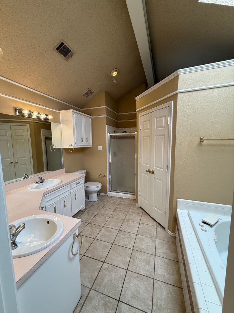 LUBBOCK House: 6327 9TH