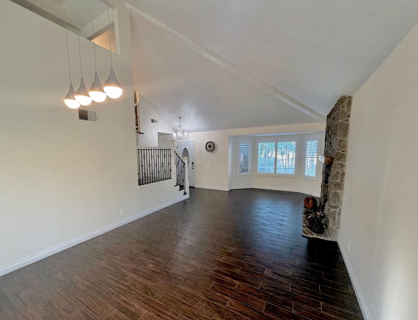 Murrieta House: 23183 Joaquin Ridge Dr
