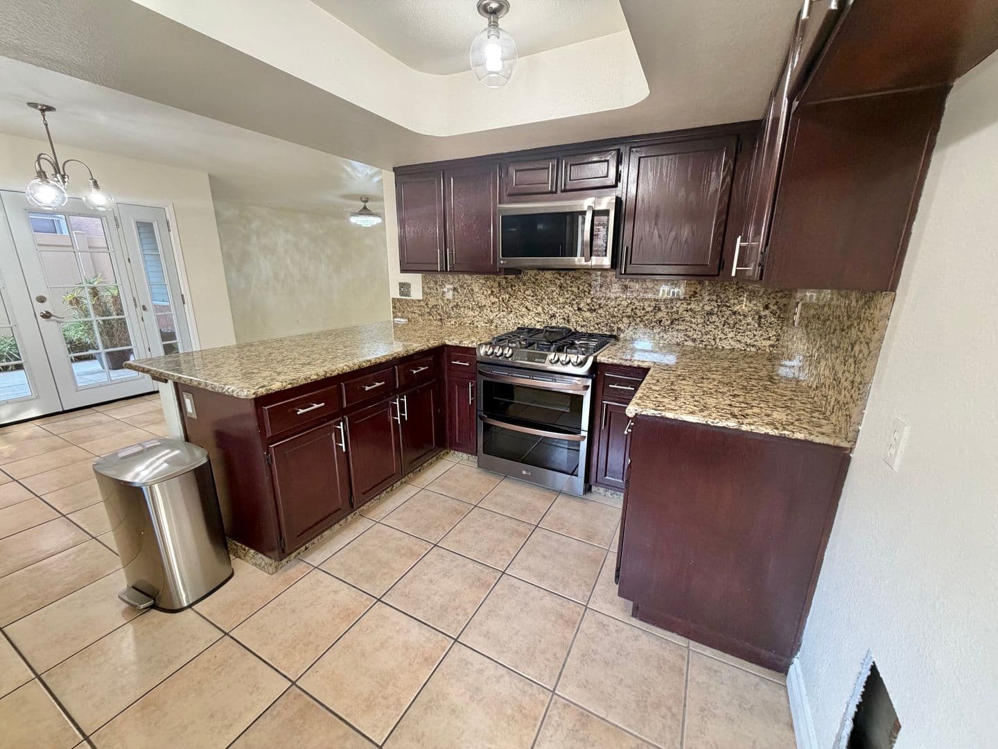 Murrieta House: 23183 Joaquin Ridge Dr