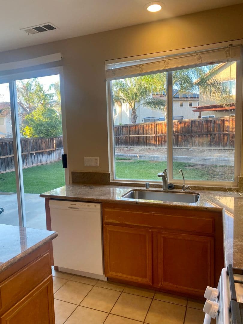 Menifee House: 29428 El Presido Ln