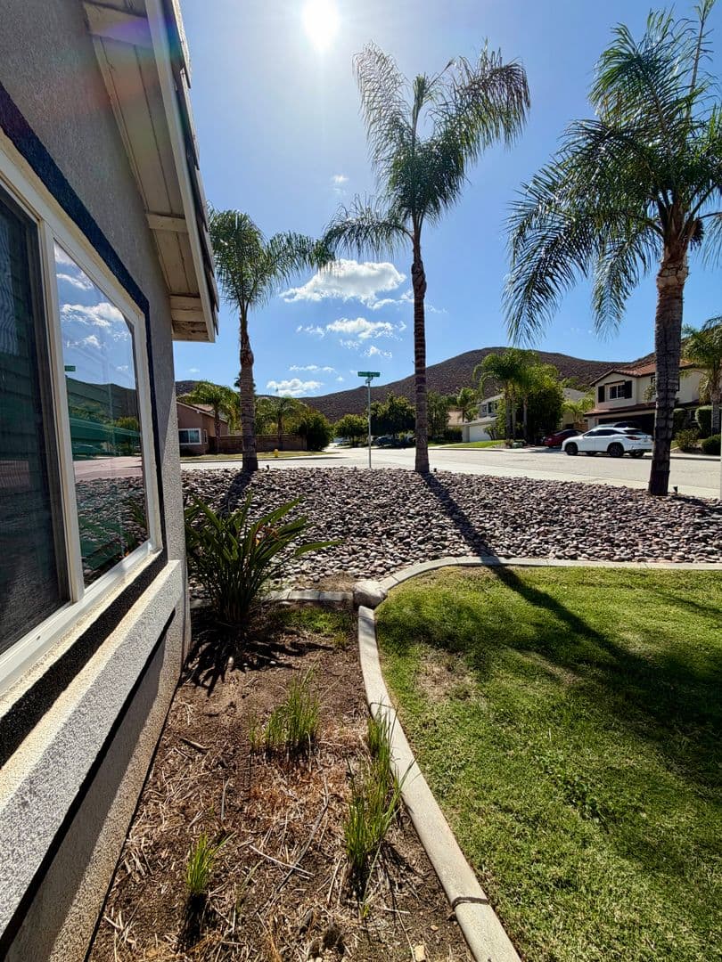 Menifee House: 27884 Maywood Bend Dr