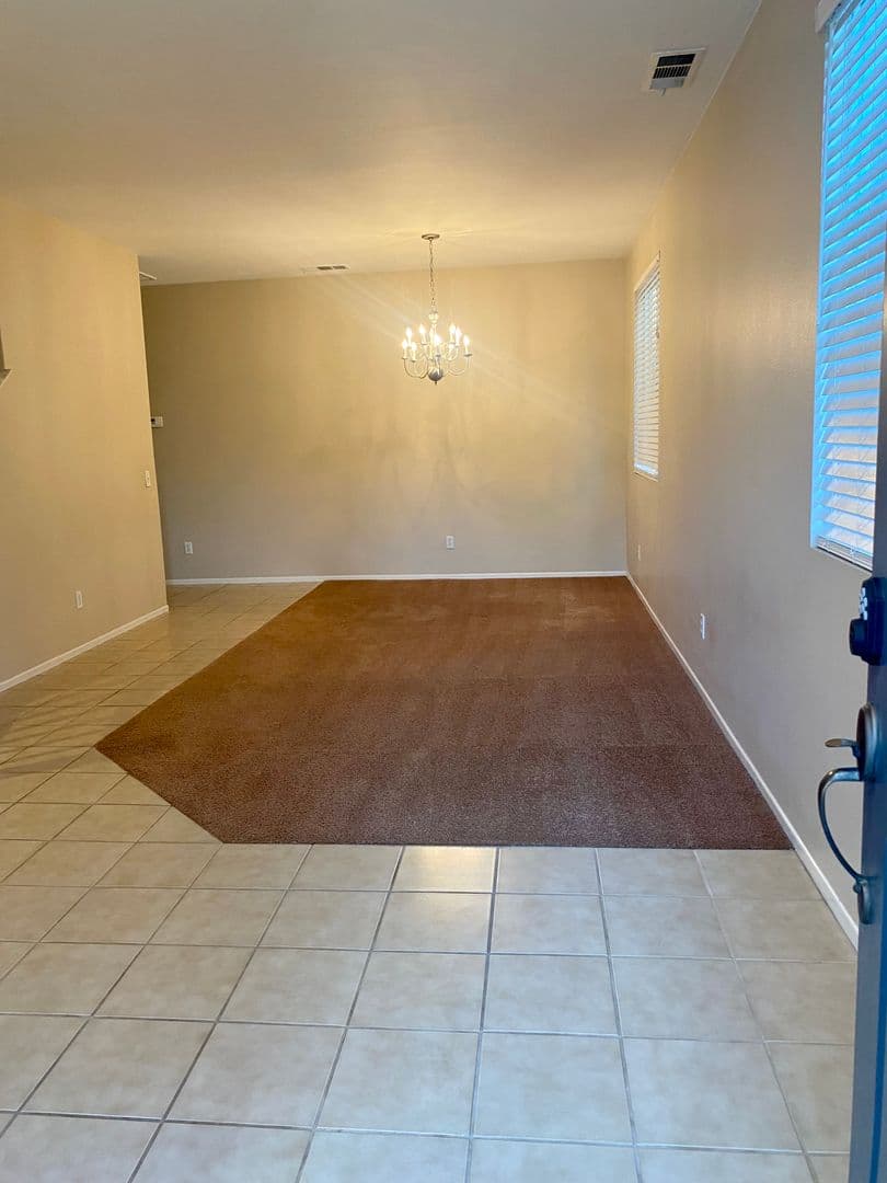 Menifee House: 29428 El Presido Ln