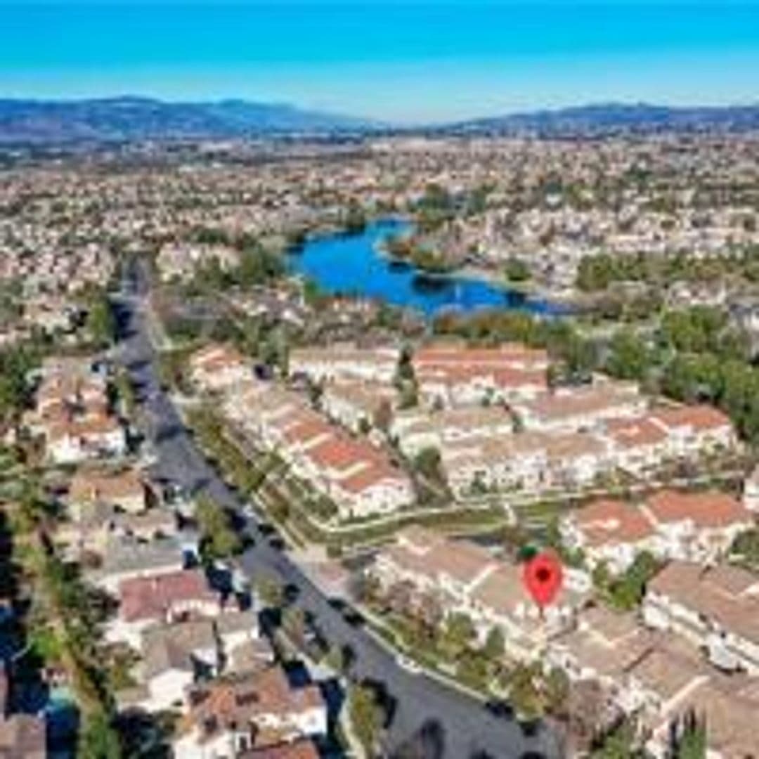 Temecula Townhome: 29178 Portland Ct