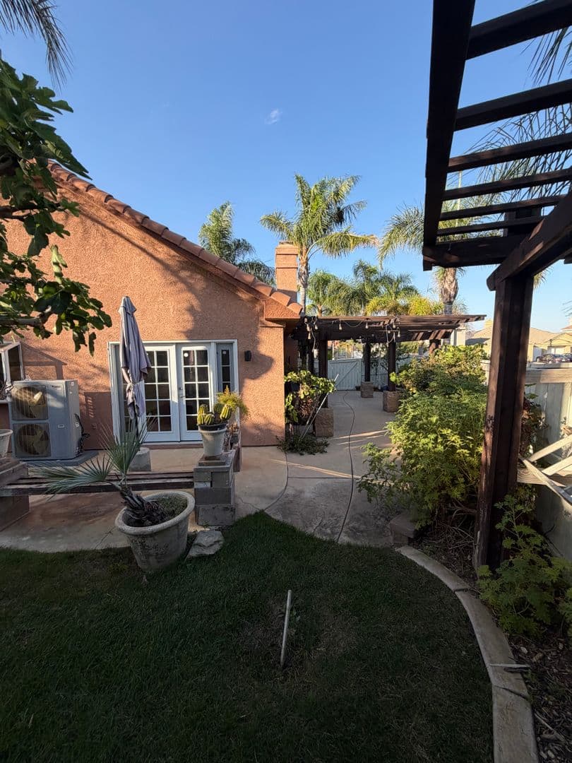 Murrieta House: 23183 Joaquin Ridge Dr