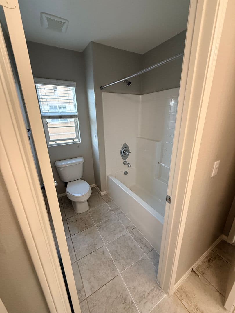 Murrieta Condo: 37350 Paseo Tulipa