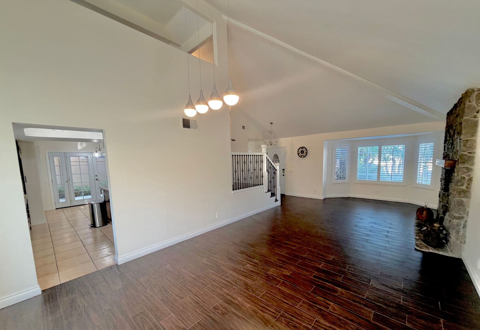 Murrieta House: 23183 Joaquin Ridge Dr