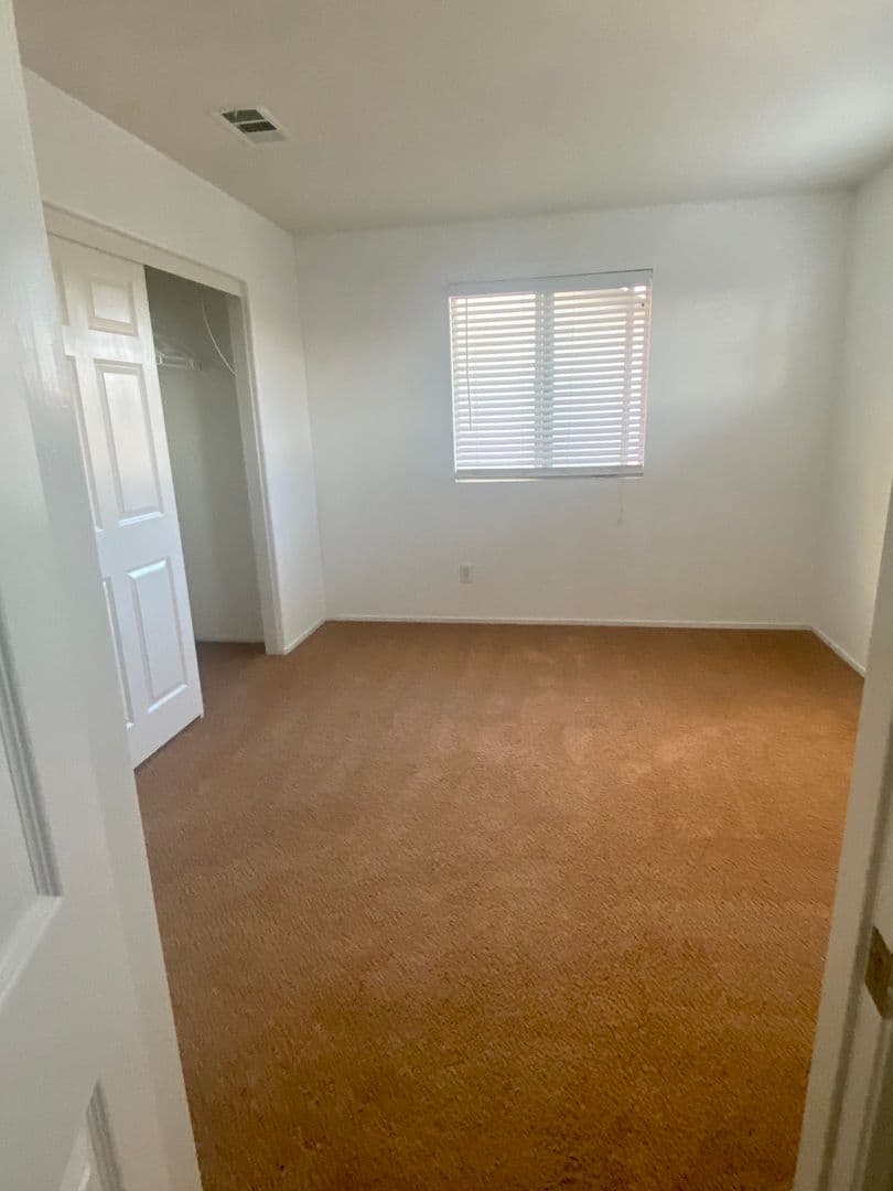 Menifee House: 29428 El Presido Ln