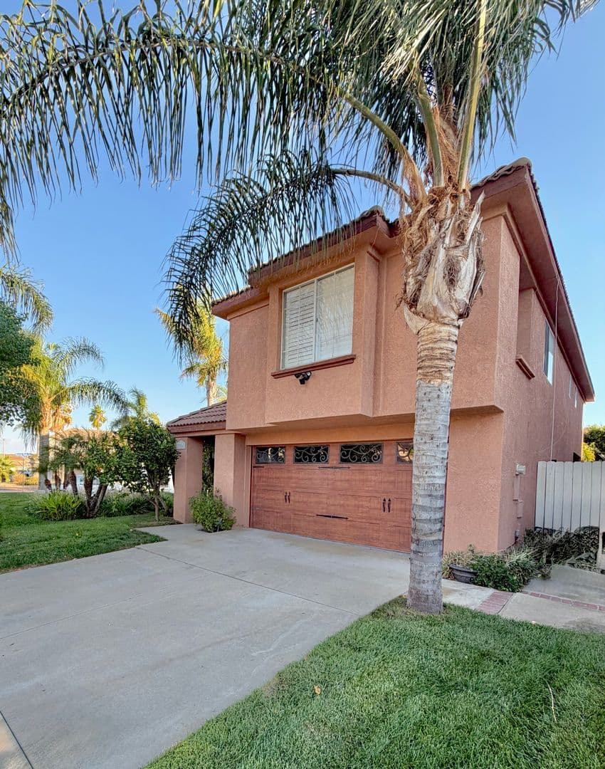 Murrieta House: 23183 Joaquin Ridge Dr