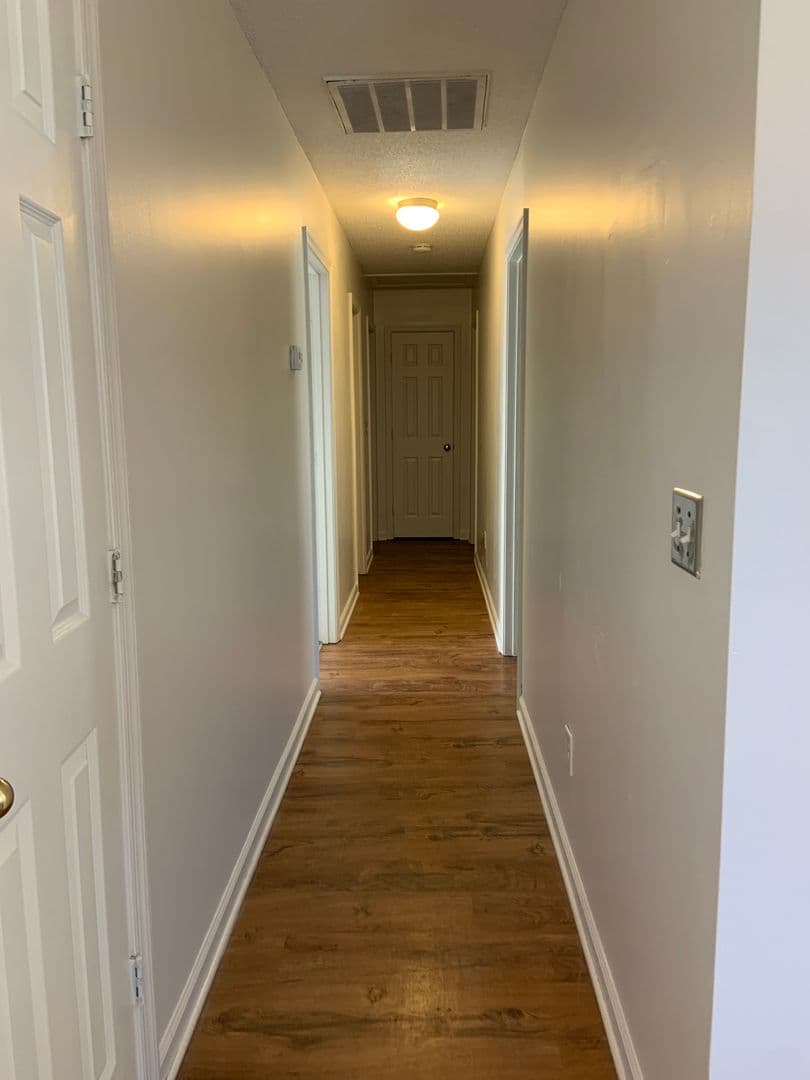Greensboro House: 2020 Martin Luther King Jr Dr